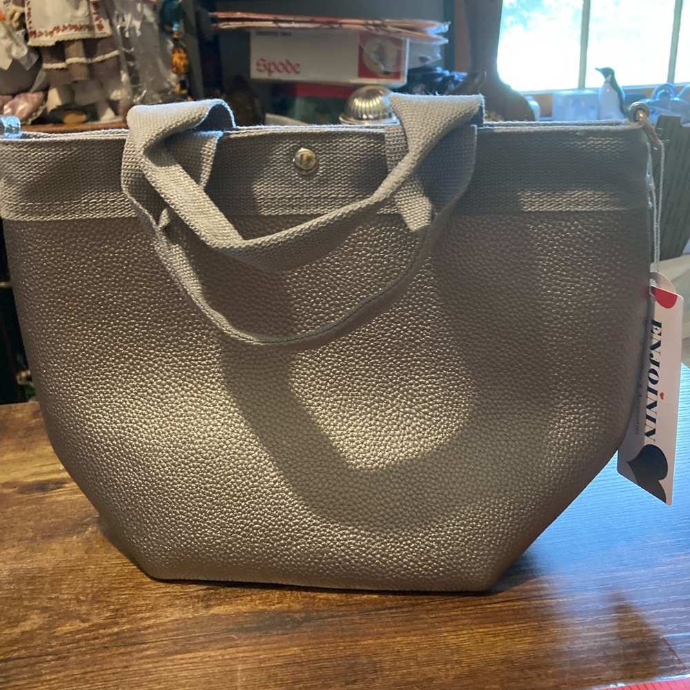New Enjoinin funky lady face purse - Picture 5 of 10